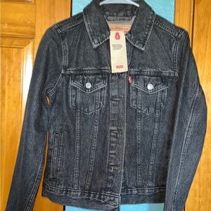 NWT Levi Jean jacket black